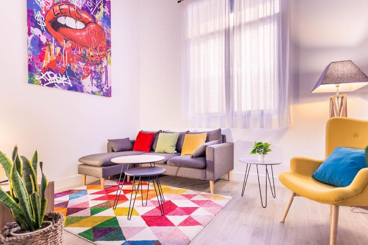 Style & Design By Sevillaluxurysuites Seville Exterior photo